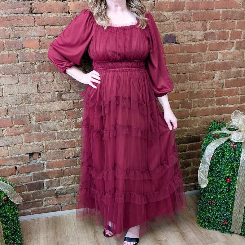 Women's Burgundy Tulle Maxi Dress Polagram Size Medium NWT